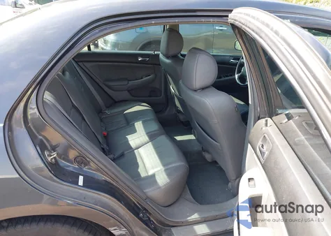 2006 Honda Accord 3.0 Ex from USA, damaged, VIN 1HGCM668X6A028135